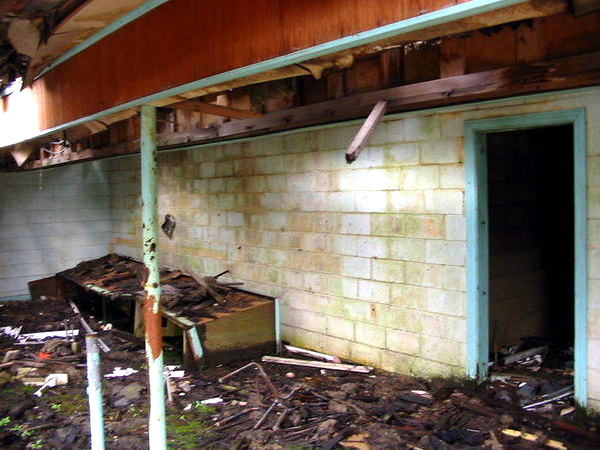 Ken-Mar Drive-In Theatre - Sept 2003